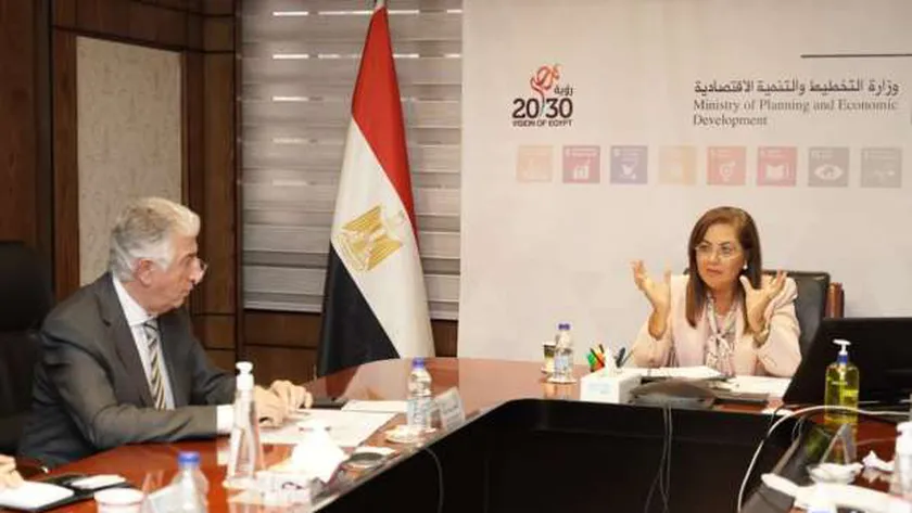 وزيرة التخطيط ورئيس «الإسلامية لتمويل التجارة» يبحثان تعزيز الشراكة الاستثمارية