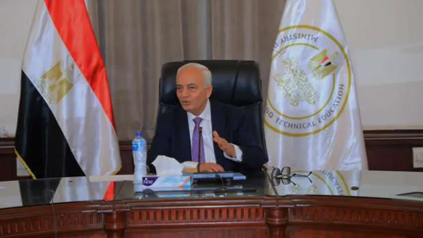 وزير التربية والتعليم والتعليم الفني