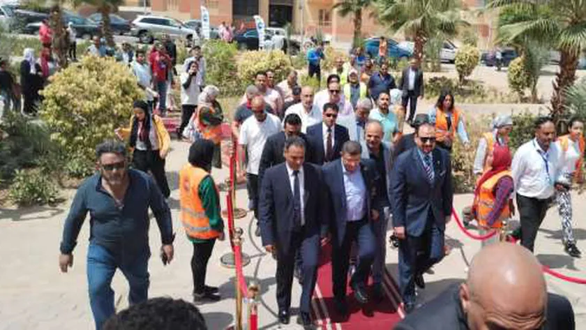 رئيس جهاز بدر يفتتح المقر الأول لإدارة التضامن الاجتماعي بالحي الخامس 