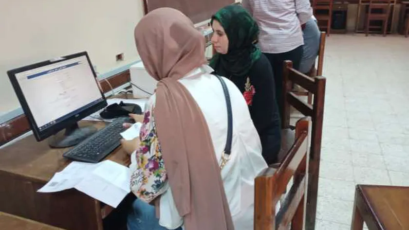 تنسيق الكليات.. صورة أرشيفية