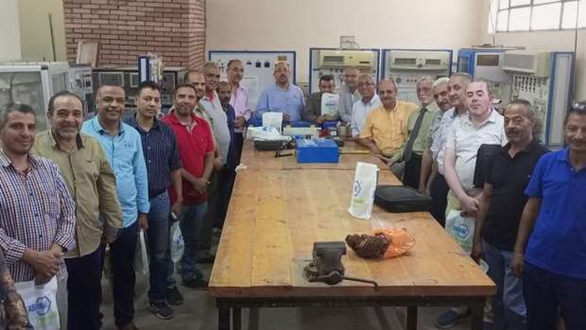 «البيئة» تنظم دورات عن صيانة أجهزة التبريد والتكييف بالتعاون مع «القوى العاملة»