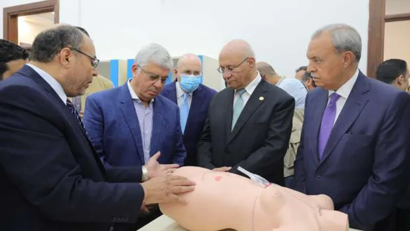 14915619511664194007 جانب من الجولة