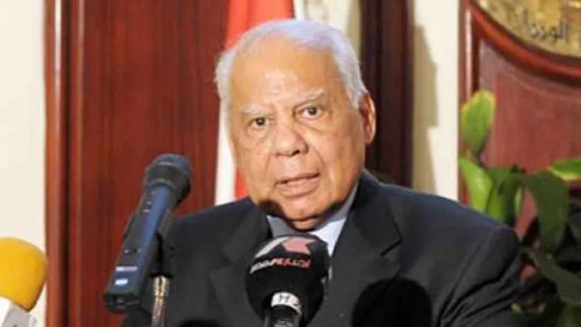 الدكتور حازم الببلاوي رئيس الوزراء الأسبق