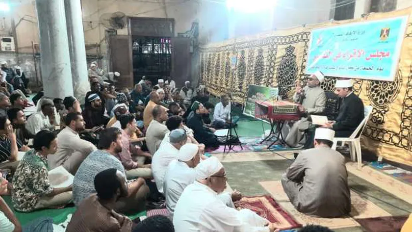 وزارة الأوقاف تطلق مجالس الإقراء على كبار العلماء بالمساجد الكبرى