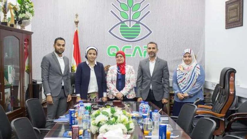 د هند عبد اللاه مدير المعمل المركزي لتحليل متبقيات الميبدات والعناصر الثقيلة في الأغذية (QCAP)