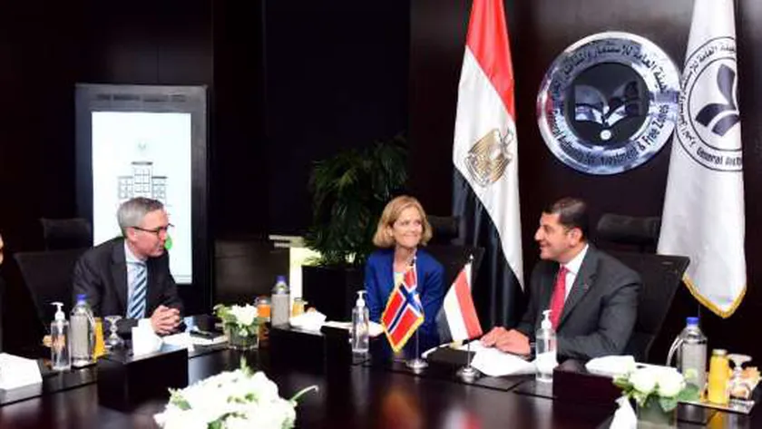 رئيس الهيئة العامة للاستثمار يلتقي رئيس مجلس إدارة «سكاتك»