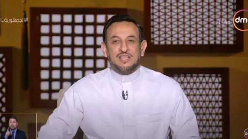 الشيخ رمضان عبد المعز الداعية الإسلامي، وأحد علماء الأزهر