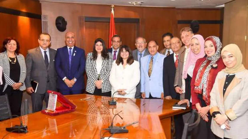 السفيرة سها جندي - وزيرة الدولة للهجرة وشؤون المصريين بالخارج