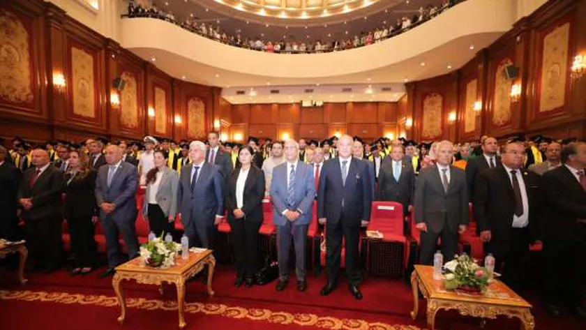 وزير التعليم العالي يشهد حفل أكاديمية الشروق