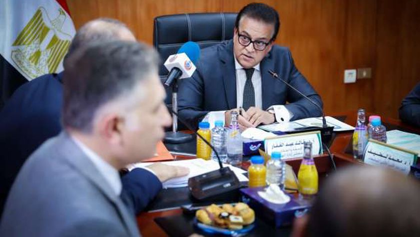 وزير الصحة: إنشاء معاهد جديدة لـ«الأسنان والكلى وصحة المرأة والطفل»