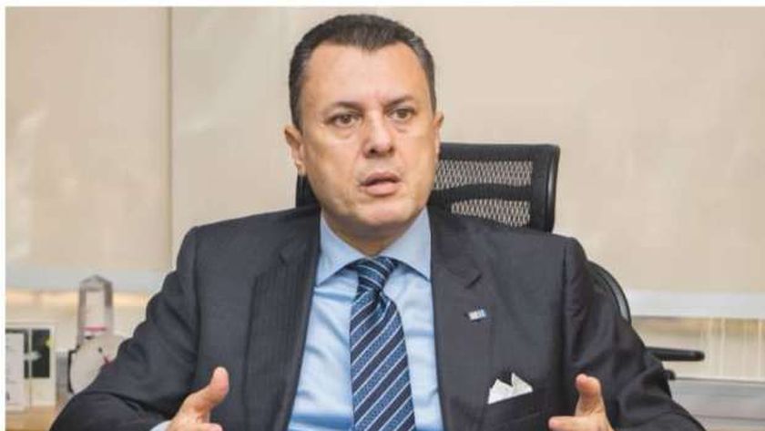 أحمد عيسى وزير السياحة والآثار