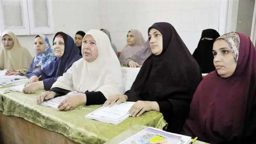 فصل محو الأمية للكبار - أرشيفية