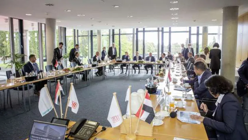 «النقل»: «سيمنز» تبدأ إنتاج قطارات مصر السريعة والإقليمية نوفمبر المقبل