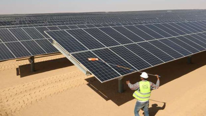 مشروع محطة بنبان لتوليد الكهرباء من الطاقة الشمسية - أرشيفية