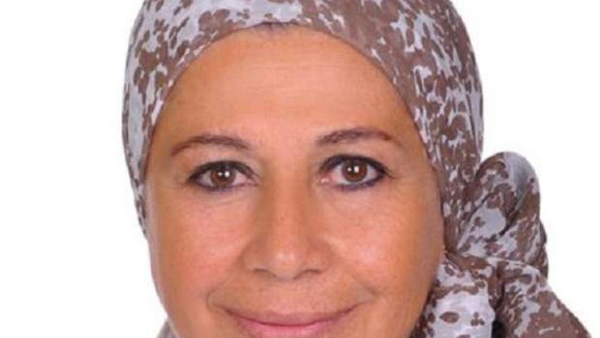 الدكتورة هند حنفي