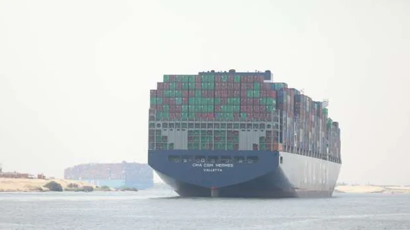 المجرى الملاحي لقناة السويس