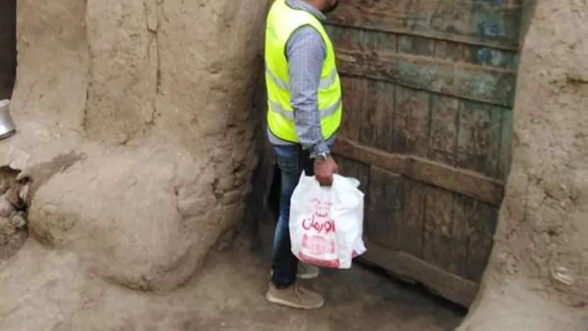 تقديم الدعم للمستحقين- أرشيفية