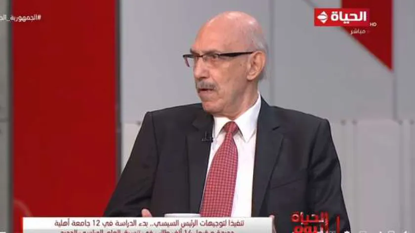 الدكتور باسم عاشور