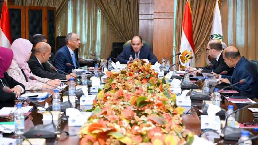 وزير التجارة يفتتح أحدث معمل لفحص المحركات الكهربائية