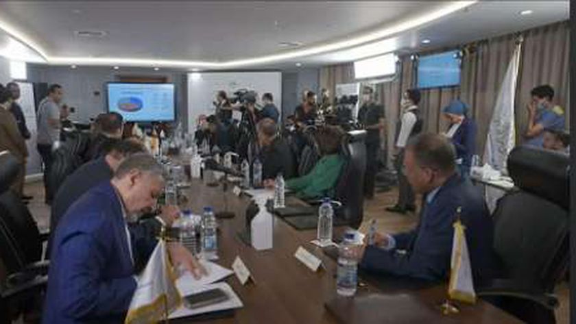 إحدى جلسات الحوار الوطنى بالأكاديمية الوطنية