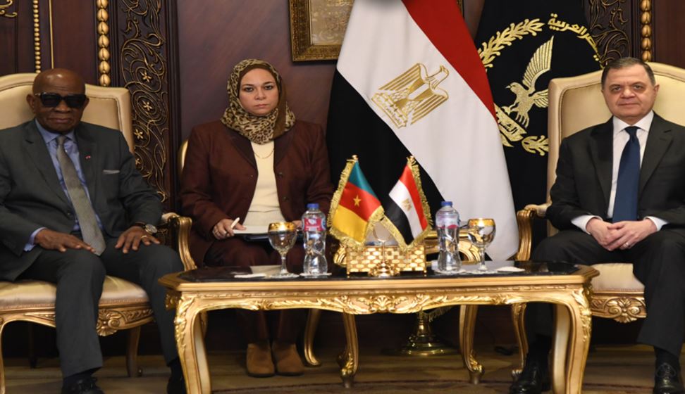 0-040-0-40-0-4-4300-40-040-43-04-004443