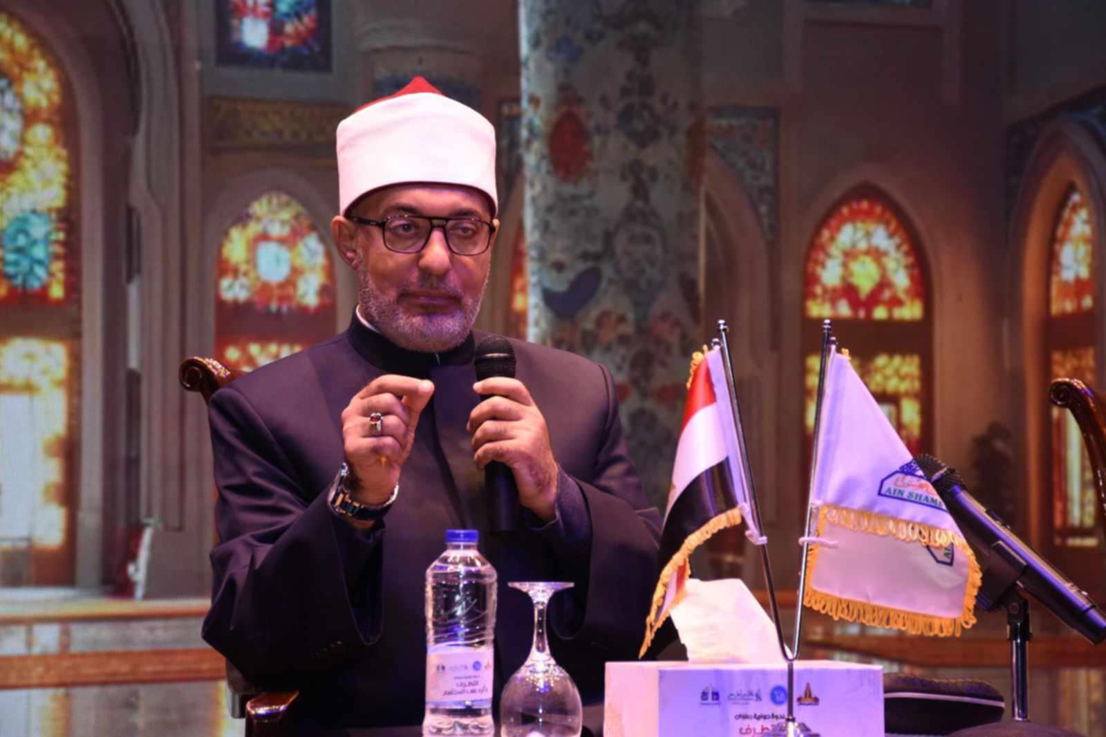 ccb4a8ed-d6de-4d0d-99f8-9ba4c803dc5b