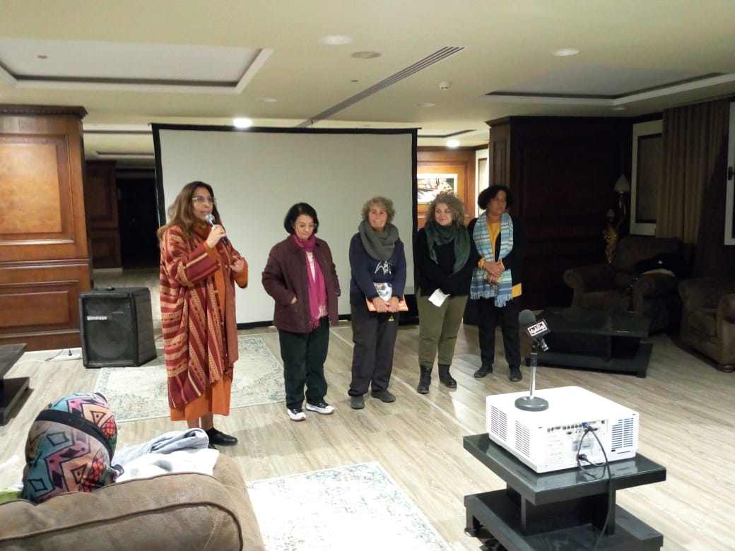 aa4e304b-d93c-4897-83e5-6b17502fac3b