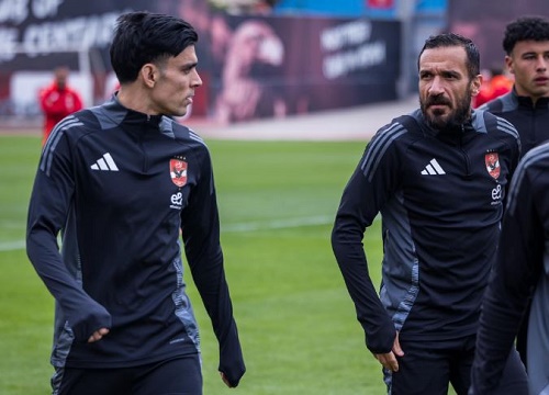 bencharki-maaloul-ahly-training-2025