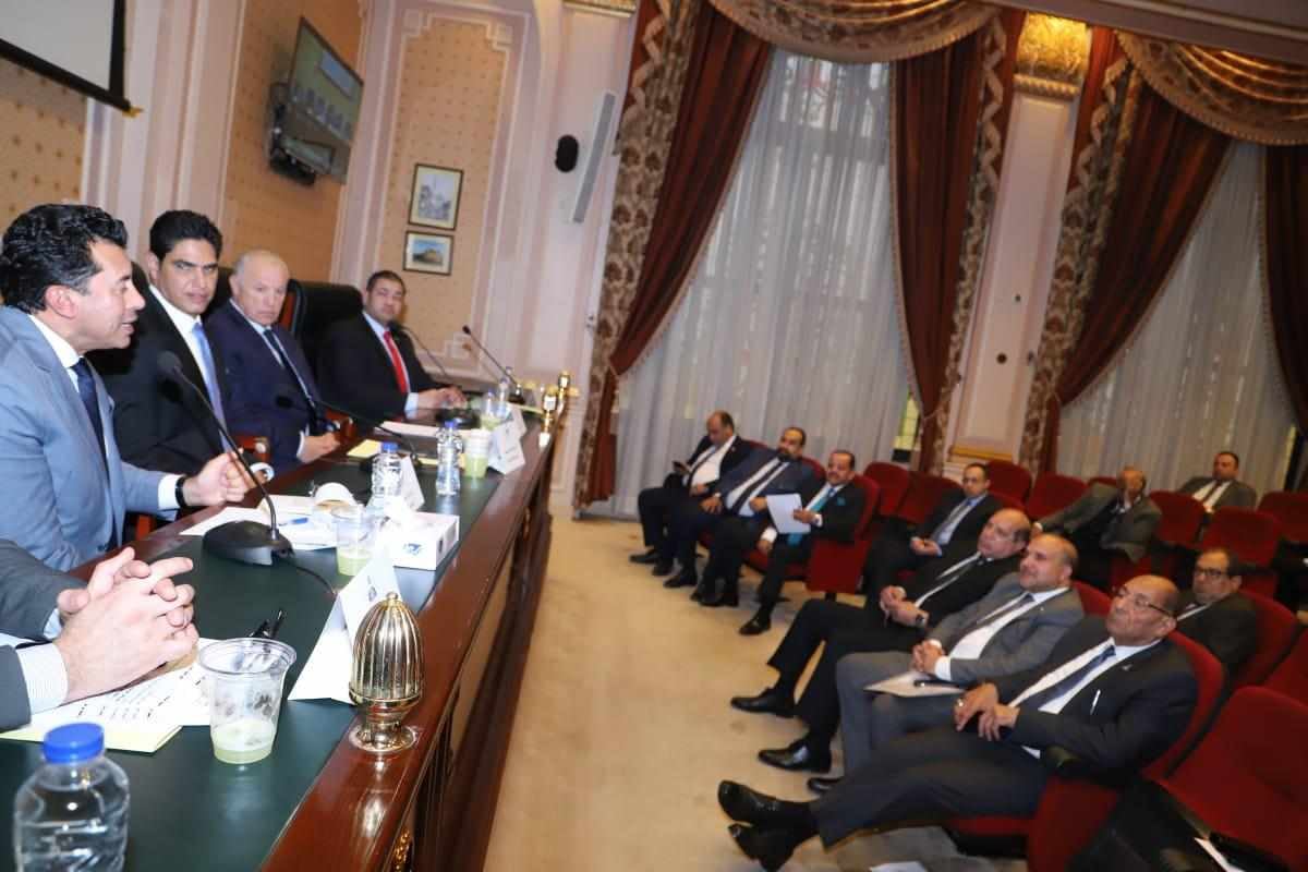 f5ecdf45-8fb5-4304-8dc5-f05859831224