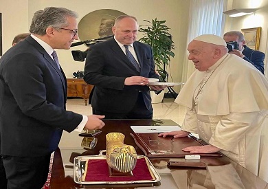 f9612b8c-1134-4afb-8396-45c9c0da7e03